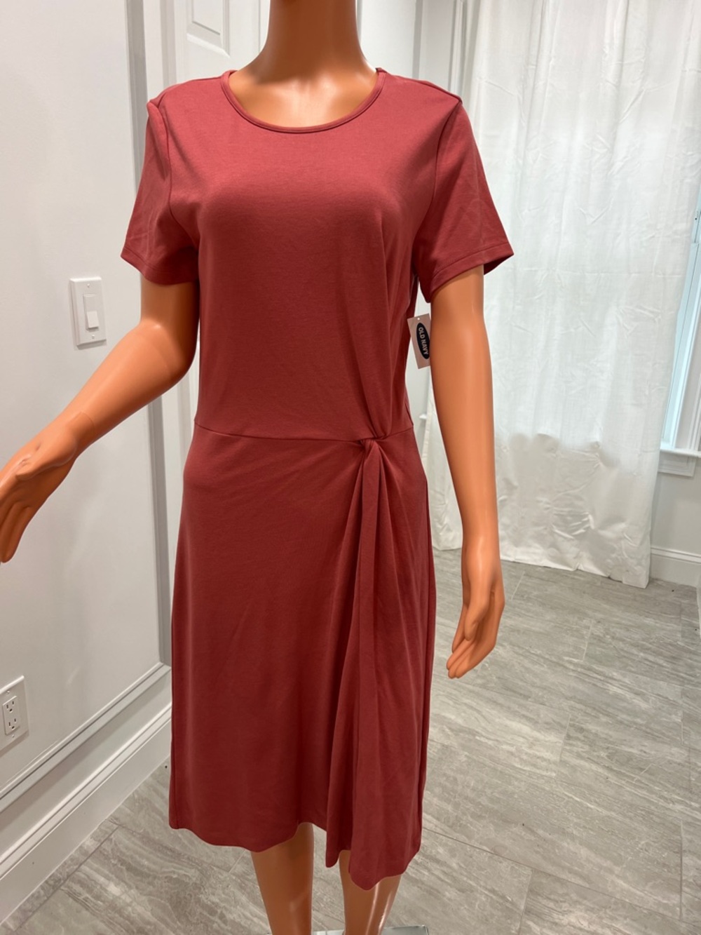 Old Navy Dusty Rose Side-Knot Short Sleeve Midi Dress